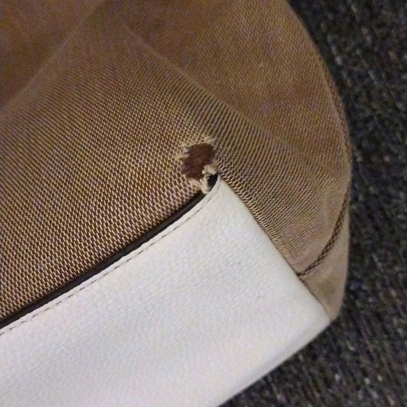 ๐ฅฐ๐ COACH City Carriage Tote Purse - Picture 10 of 10